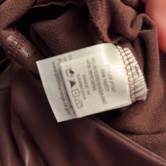 Iris brand size M elastic waist leggings- NWT - Picture 5 of 5